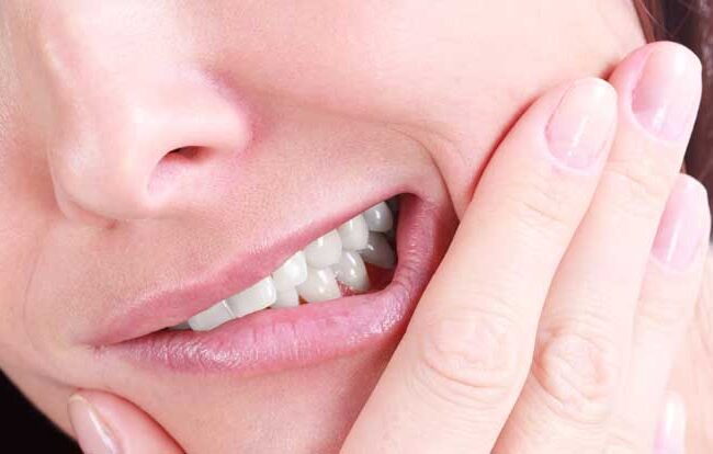 علل و علائم سرطان دهان چگونه می توان از آن جلوگیری کرد؟